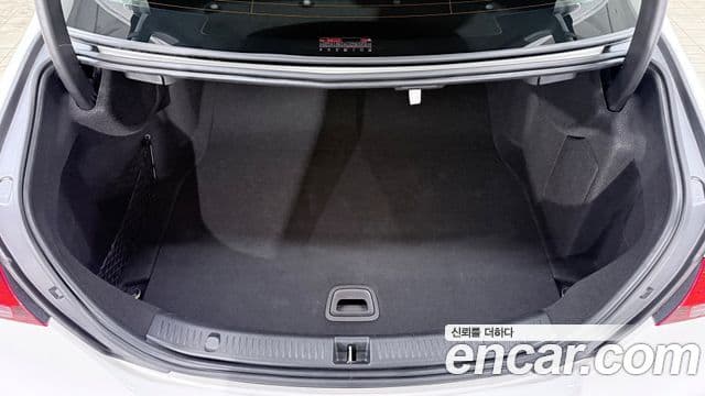 Mercedes-Benz E-класс W213 Avantgarde, 2022 11