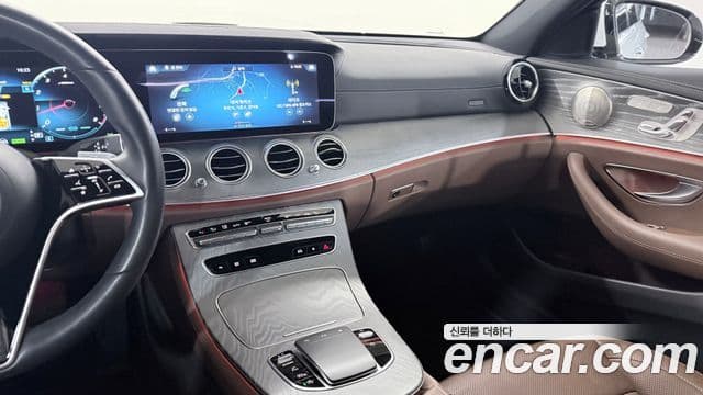 Mercedes-Benz E-класс W213 Avantgarde, 2022 13