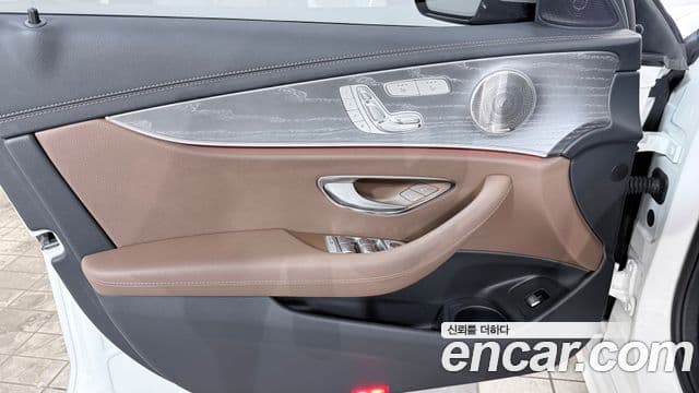 Mercedes-Benz E-класс W213 Avantgarde, 2022 15