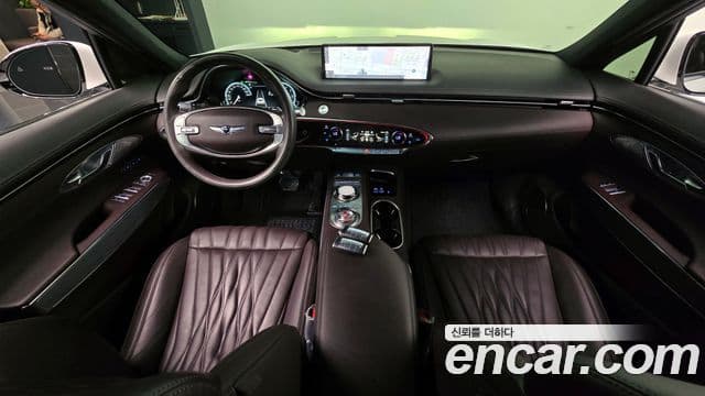 Genesis GV70, 2023 7