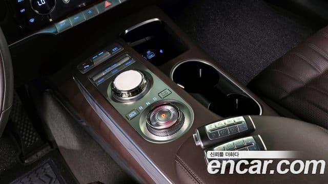 Genesis GV70, 2023 9