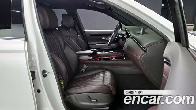 Genesis GV70, 2023 10