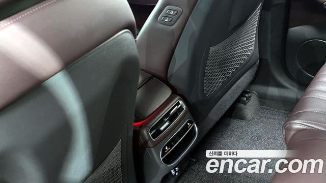 Genesis GV70, 2023 20