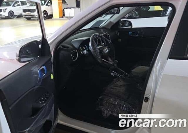 Hyundai Venue Premium, 2026 4