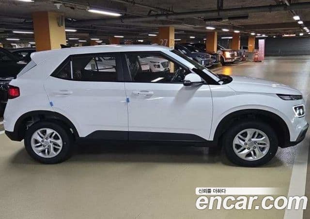 Hyundai Venue Premium, 2026 12