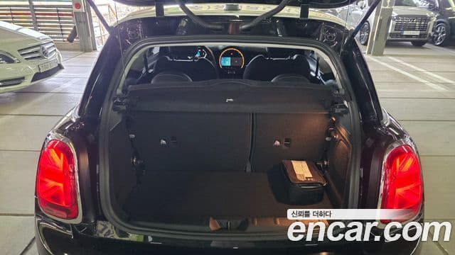 Mini Cooper Электрический (Electric) 3세대, 2022 13