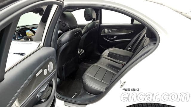 Mercedes-Benz E-класс W213 AMG Line, 2019 11