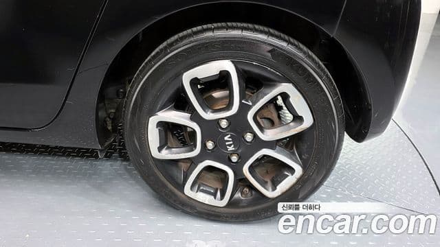 Kia The / новый New Ray Prestige, 2018 все фото