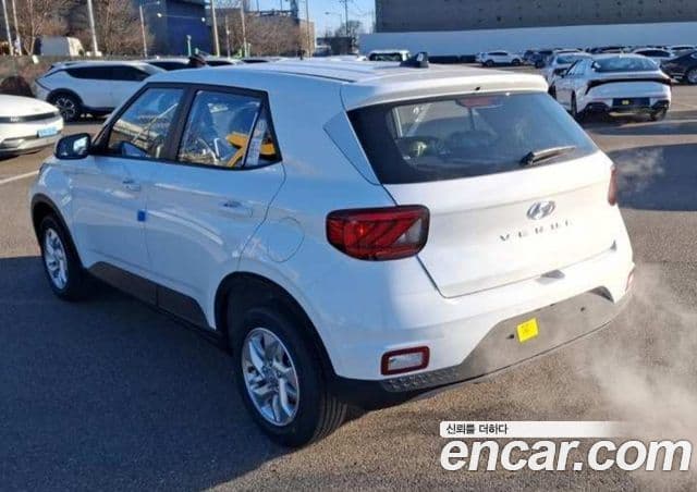 Hyundai Venue Premium, 2026 6