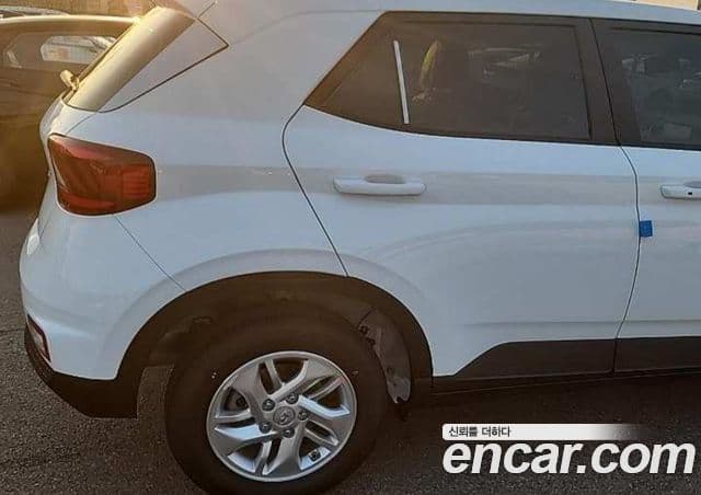 Hyundai Venue Premium, 2026 все фото