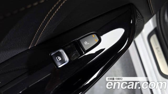 Kia K5 гибрид 3세대 Signature, 2023 17