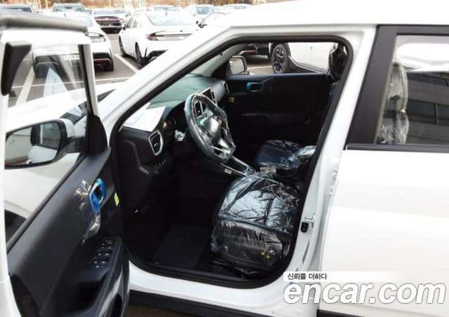 Hyundai Venue Premium, 2026 4