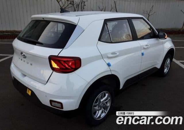 Hyundai Venue Premium, 2026 6