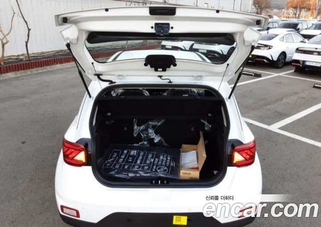 Hyundai Venue Premium, 2026 9