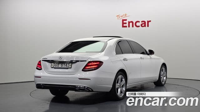 Mercedes-Benz E-класс W213 Avantgarde, 2018 2