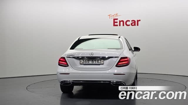Mercedes-Benz E-класс W213 Avantgarde, 2018 4