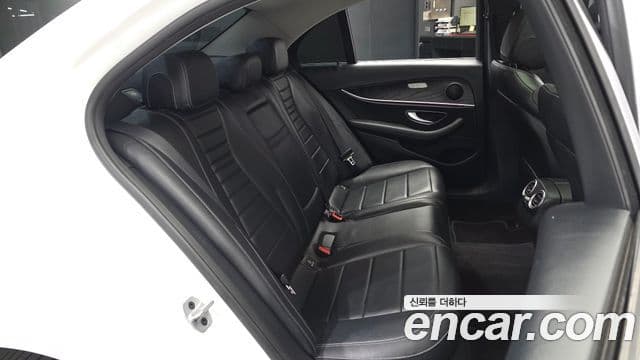 Mercedes-Benz E-класс W213 Avantgarde, 2018 12