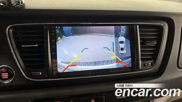 Kia All New Carnival Luxury, 2018 16