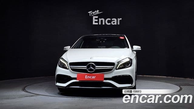 Mercedes-Benz A-класс W176 A45 AMG 4MATIC, 2016 3