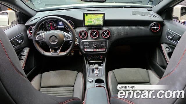 Mercedes-Benz A-класс W176 A45 AMG 4MATIC, 2016 7