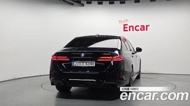 BMW 5시리즈 (G60) 530e M Sport, 2024 4