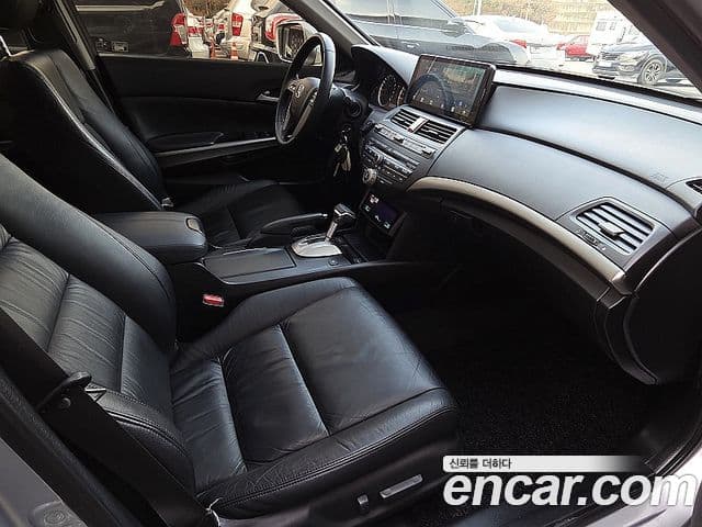 Honda 올뉴어코드 8세대, 2010 10