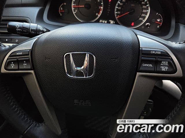 Honda 올뉴어코드 8세대, 2010 13