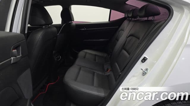 Hyundai Avante AD Special, 2016 11