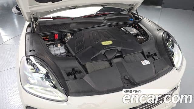Porsche Cayenne (PO536) 3.0 купе, 2023 6