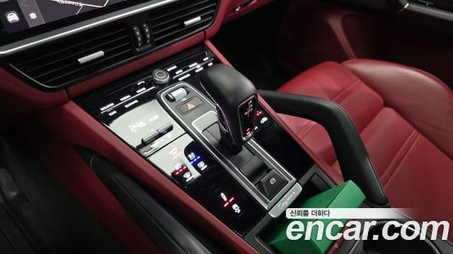 Porsche Cayenne (PO536) 3.0 купе, 2023 9