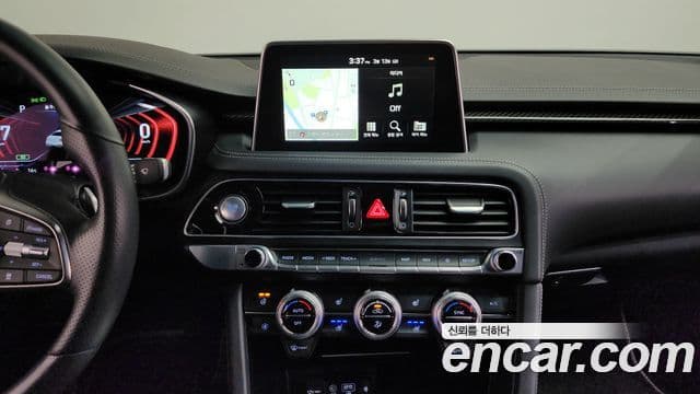 Genesis G70 Sport пакет, 2020 14