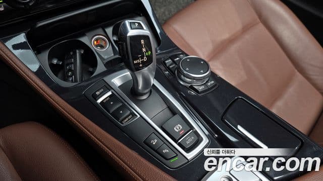 BMW 5시리즈 (F10), 2015 9