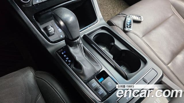 Hyundai Grandeur IG 3.0 LPi Modern (арендный автомобиль), 2018 9