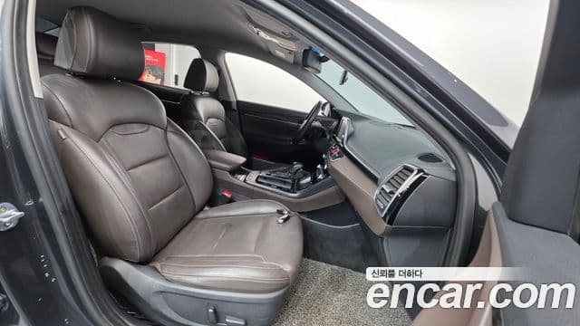 Hyundai Grandeur IG 3.0 LPi Modern (арендный автомобиль), 2018 10