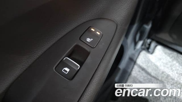 Hyundai Grandeur IG 3.0 LPi Modern (арендный автомобиль), 2018 18