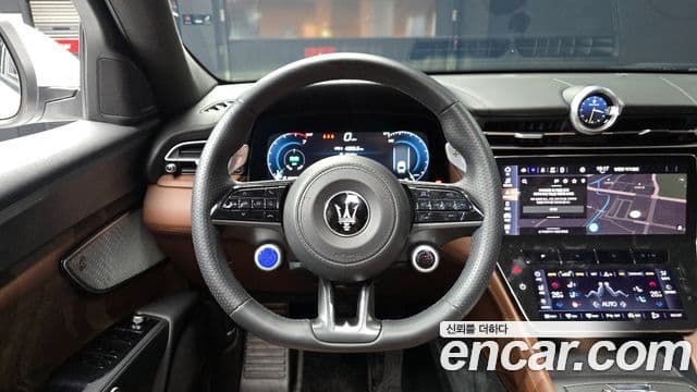 Maserati Grecale 2.0 AWD GT, 2024 13