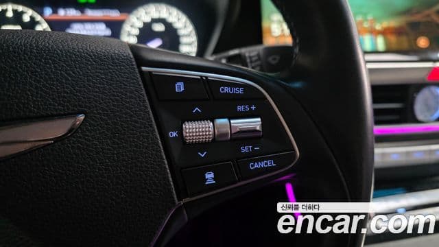 Genesis G90 Luxury, 2019 18