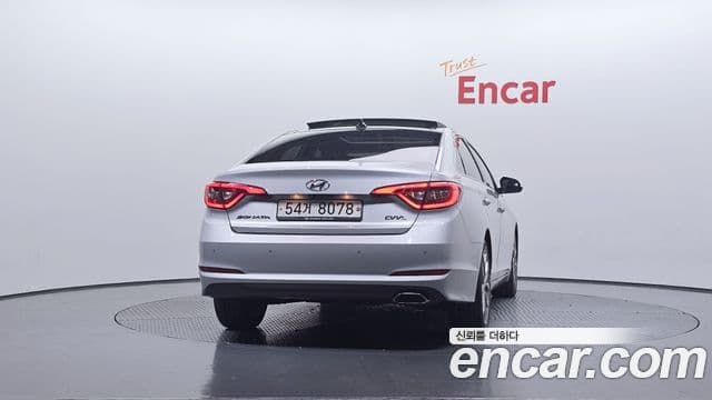 Hyundai LF Sonata Premium, 2015 4