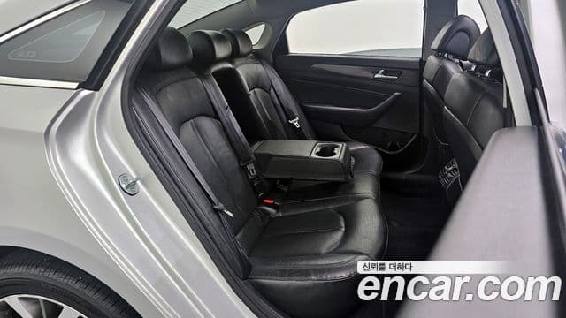 Hyundai LF Sonata Premium, 2015 12