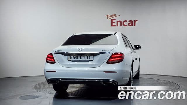 Mercedes-Benz E-класс W213 Avantgarde, 2017 4
