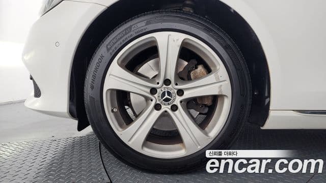 Mercedes-Benz E-класс W213 Avantgarde, 2017 все фото