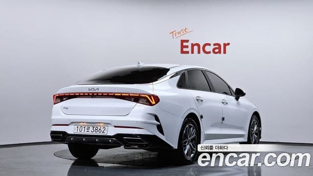 Kia K5 3세대 Trendy, 2022 2