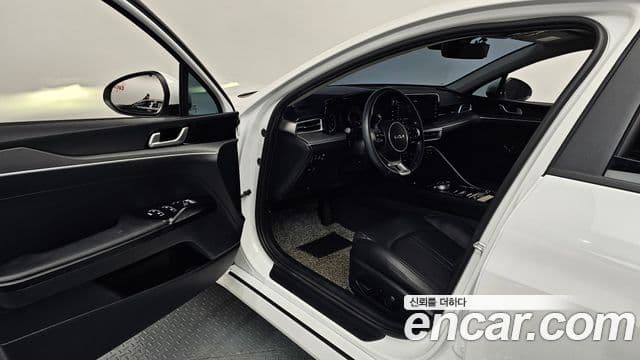 Kia K5 3세대 Trendy, 2022 10