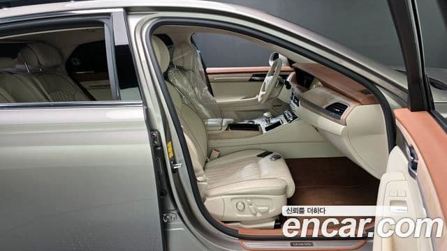 Genesis G90 Premium Luxury, 2021 10