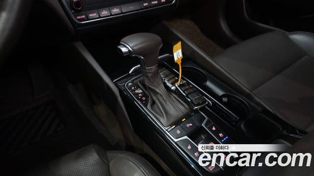 Kia All New K7 Prestige, 2016 9