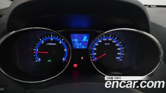 Hyundai Tucson ix Style, 2013 8