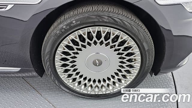 Genesis G90 Premium Luxury, 2021 все фото