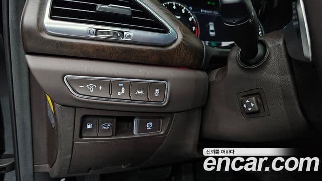 Genesis G90 Premium Luxury, 2021 14