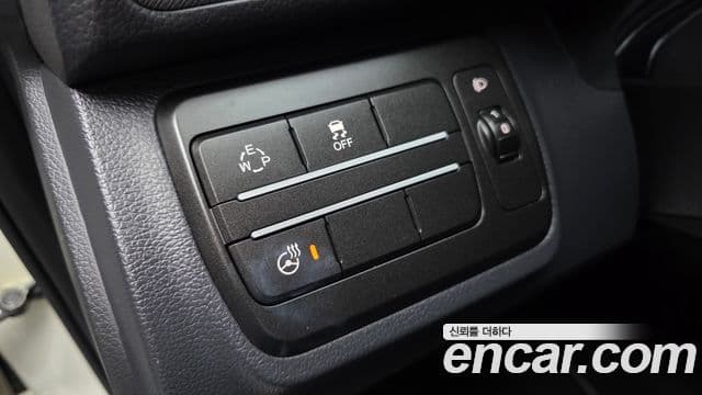 KG모빌리티(SsangYong) Tivoli LX 2WD, 2017 17