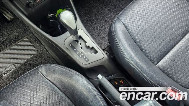 Kia All New Morning Luxury, 2012 9